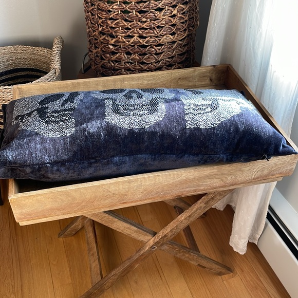 🎉HP🎉💀Gorgeous Skull Accent Pillow 💀Sparkling beaded design! NWT! - Picture 10 of 16